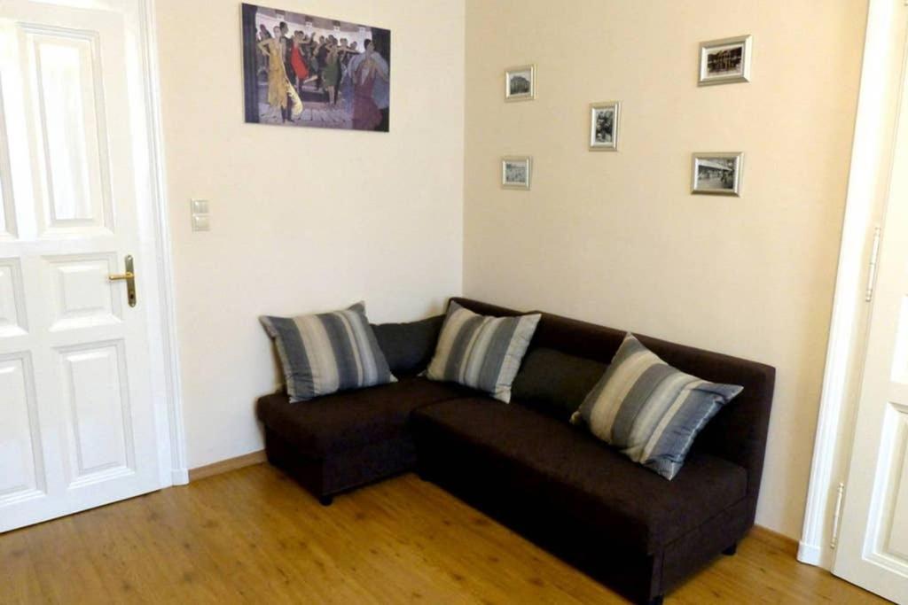 Elegant Apartment With Buda Castle View Budapest Eksteriør bilde