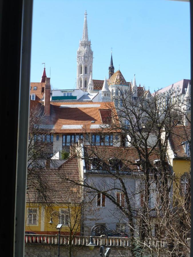 Elegant Apartment With Buda Castle View Budapest Eksteriør bilde